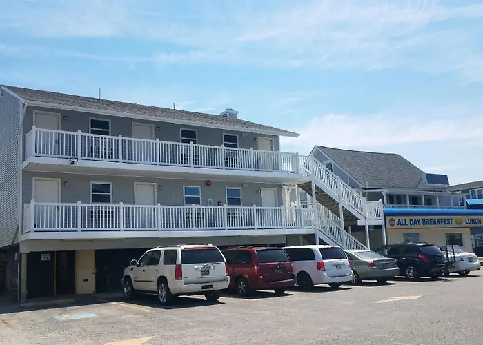 Atlantic Breeze & Motel